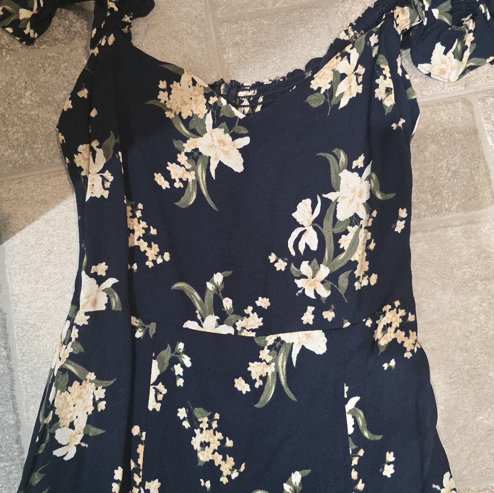 Reformation Midi Dress Navy Blue Small Floral 4 6 Small Spring Summer Flutter S - Picture 8 of 15